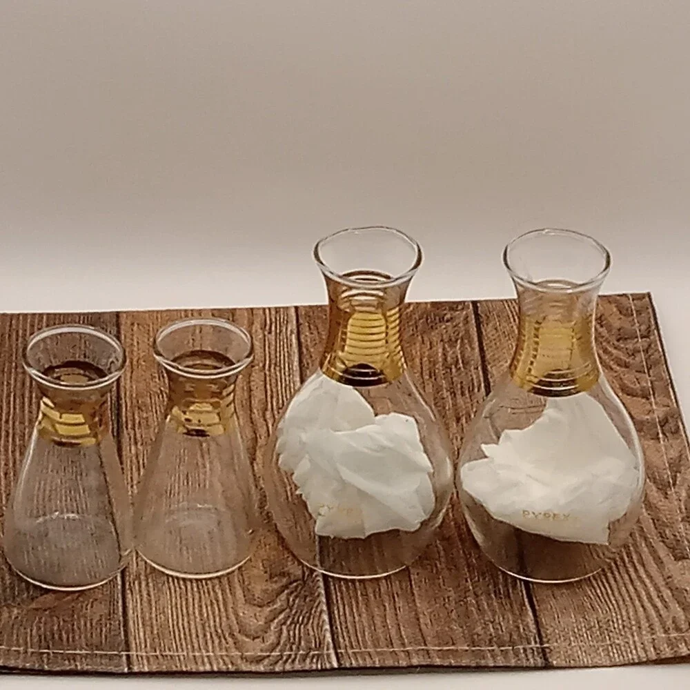 PYREX GLASS  Oil & Vinegar Cruets and Salt Pepper Shakers No Stoppers Gold Band - Picture 3 of 8